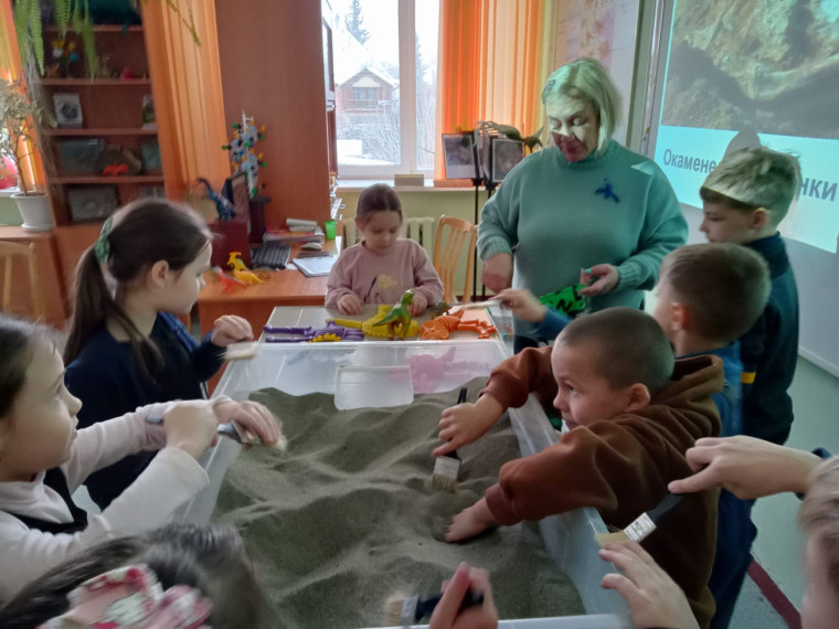 12 ноября ребята 1-х классов посетили Алтайский краевой экологический центр.