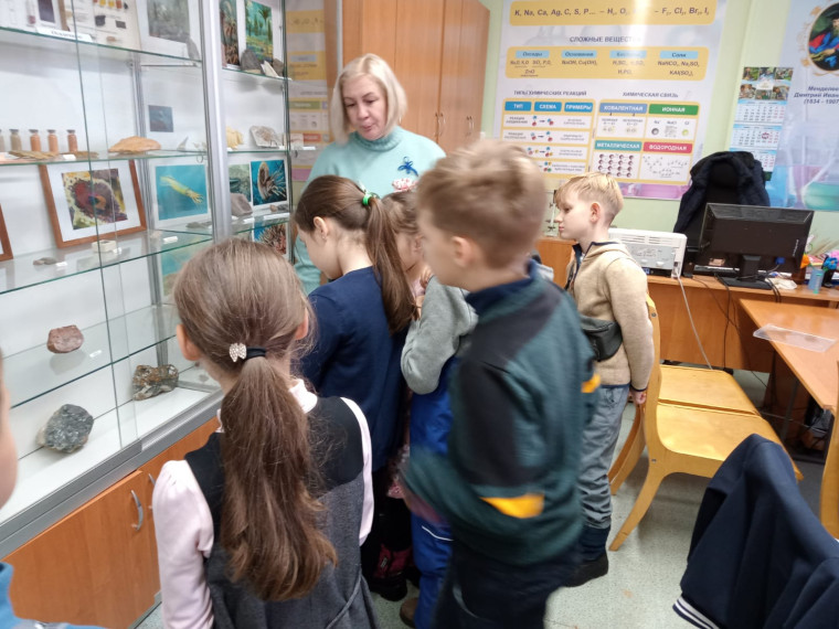 12 ноября ребята 1-х классов посетили Алтайский краевой экологический центр.